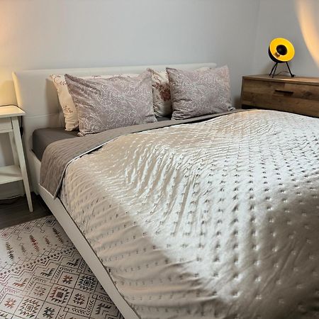 Doneto, Apartment In Private House 里耶卡 外观 照片
